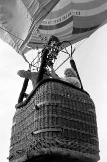 ARH Slg. Weber 02-044/0026, Start eines Heißluftballonflugs, Everloh, zwischen 1980/1990