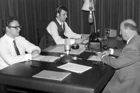 ARH Slg. Weber 02-088/0020, Radioaufnahme? mit Gehrdens Bürgermeister Gerhard Oberkönig, zwischen 1970/1980