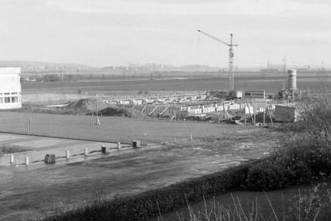 ARH Slg. Weber 02-104/0010, Fundament für die Sporthalle an der Lange Feldstraße, Gehrden, zwischen 1980/1990