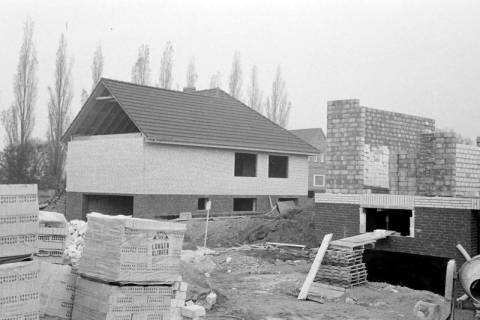 ARH Slg. Weber 02-126/0006, Aufbau einer Wohnsiedlung, zwischen 1980/1990