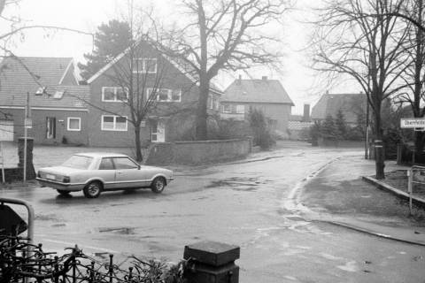 ARH Slg. Weber 02-129/0012, Kurve der Obernfeldstraße mit der Straße Tivoli, Redderse, zwischen 1980/1990