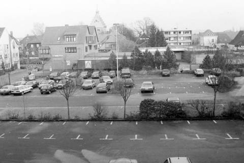 ARH Slg. Weber 02-149/0007, Parkplatz an der Hornstraße, Gehrden, zwischen 1980/1990