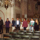 ARH BA 2738, Israelische Besuchergruppe - Chorauftritt in der Kirche, Mandelsloh