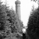 Archiv der Region Hannover, ARH NL Dierssen 0107/0022, Pfingstwanderung am Süntel, Süntelturm