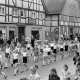 ARH NL Dierssen 0150/0021, Schauturnen, Springe