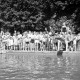 Archiv der Region Hannover, ARH NL Dierssen 0175/0009, Schwimmfest