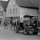 Archiv der Region Hannover, ARH NL Dierssen 0190/0014, Pferde schleppen Trecker ab