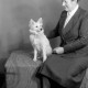 Archiv der Region Hannover, ARH NL Dierssen 0221/0021, Frau Schaper mit Spitz
