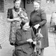 ARH NL Dierssen 1019/0023, Familie Eilert mit Tieren
