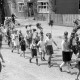 Archiv der Region Hannover, ARH NL Dierssen 1043/0023, Kinderumzug auf dem Sängerfest, Gestorf