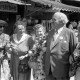 Archiv der Region Hannover, ARH NL Dierssen 1199/0018, Hinrich Wilhelm Kopf auf dem Schützenfest, Hannover