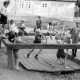 ARH NL Dierssen 1206/0018, Spielende Kinder im Ring, Eldagsen