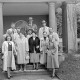 Archiv der Region Hannover, ARH NL Dierssen 1238/0011, Polizei-Ausflug am Brunnenpavillon im Sonnengarten, Bad Nenndorf