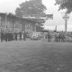 Archiv der Region Hannover, ARH NL Dierssen 1242/0010, Start zur CMC "Kriegsbeschädigten-Fahrt", Springe