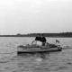 Archiv der Region Hannover, ARH NL Dierssen 1263/0020, Suche auf Steinhuder Meer nach abgestürztem "Düsenjäger", Steinhude