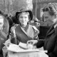 Archiv der Region Hannover, ARH NL Dierssen 1269/0016, Dreharbeiten des Films "Regina Amstetten": Luise Ullrich, Bennigsen