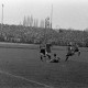 ARH NL Dierssen 1342/0017, Fußballspiel im Innenoval der alten Radrennbahn am Pferdeturm, Hannover