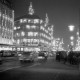 Archiv der Region Hannover, ARH NL Dierssen 1343/0006, Nachtaufnahme der Georgstraße im Weihnachtsschmuck mit Blick auf Karstadt, Hannover