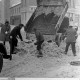 Archiv der Region Hannover, ARH NL Dierssen 1343/0028, Schneeräumung per LKW, Hannover