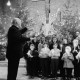 Archiv der Region Hannover, ARH NL Dierssen 1413/0016, Weihnachtssingen in der Kirche, Friedland
