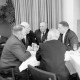 Archiv der Region Hannover, ARH NL Dierssen 1420/0005, Parlamentarischer Abend im Landtag mit Ministerpräsident Georg Diederichs, Finanzminister Jan Eilers, Landtagspräsident Richard Lehners und Presse, Hannover