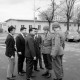 Archiv der Region Hannover, ARH NL Dierssen 1438/0001, Trauerfeier nach dem Schießunglück auf dem Truppenübungsplatz Bergen-Hohne am 9. April 1964, Münster