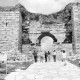 ARH NL Dierssen 1558/0020, Ruine der Johanneskirche in Ephesos: Tor der Verfolgung, Selçuk