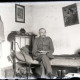 Archiv der Region Hannover, ARH NL Kageler 158, 1. Weltkrieg, Soldat im Quartier, Frankreich