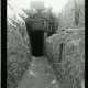 Archiv der Region Hannover, ARH NL Kageler 422, 1. Weltkrieg, Graben mit Posten, Maashöhen, Frankreich
