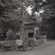 Archiv der Region Hannover, ARH NL Kageler 2123, Brunnen mit Wippen, Godshorn