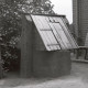 Archiv der Region Hannover, ARH NL Kageler 2568, Brunnen mit Dach, Gümmer