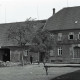 Archiv der Region Hannover, ARH NL Kageler 2684, Bauernhof (Vorm Hofe 6), Devese