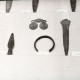 Archiv der Region Hannover, ARH NL Kageler 3091, Lanzenspitzen, Fibel und Ring aus der Bronzezeit, Hannover