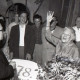 Archiv der Region Hannover, ARH NL Koberg 3074, 78. Geburtstag der Schauspielerin Tilla Durrieux, links Oberstadtdirektor Karl Wiechert