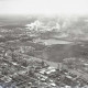 Archiv der Region Hannover, ARH NL Koberg 425, Misburger Hafen mit Erdölraffinerie (Deurag-Nerag), Misburg