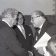 Archiv der Region Hannover, ARH NL Koberg 4948, Albert Schweitzer beim Besuch der Albert-Schweitzer-Schule, Linden