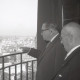 ARH NL Koberg 5355, Wilhelm Weber und Karl Wiechert, auf dem Rathausturm, Hannover
