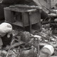 ARH NL Koberg 5738, Personen bei der Trümmerräumung in der Windmühlenstraße, Hannover