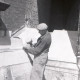 Archiv der Region Hannover, ARH NL Koberg 5837, Person beim Arbeiten an der zerstörten Marktkirche, Hannover