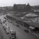 Archiv der Region Hannover, ARH NL Koberg 6550, Ladenzeile mit dem Alten Rathaus im Hintergrund, Hannover
