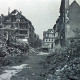 ARH NL Koberg 9691, Zerstörte Häuser in der Altstadt, rechts die Kreuzkirche, Hannover
