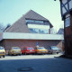 Archiv der Region Hannover, ARH NL Machinowski 141, Parkplatz hinter dem Haus Nr. 8 in der Steinstraße, Pattensen