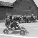 Archiv der Region Hannover, ARH NL Mellin 01-003/0001, Eröffnung des Verkehrsübungsplatzes auf dem Schulhof der Grundschule in Großburgwedel