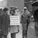 Archiv der Region Hannover, ARH NL Mellin 01-004/0002, Anti-Atomkraft Demonstration gegen das Atommülllager Gorleben, Hannover