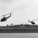 Archiv der Region Hannover, ARH NL Mellin 01-048/0015, "Tag der offenen Tür" auf dem Fliegerhorst Celle-Wietzenbruch? Mehrere Transporthubschrauber Bell UH-1D