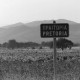 Archiv der Region Hannover, ARH NL Mellin 01-087/0025, Straßenschild "Pretoria"