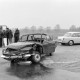 Archiv der Region Hannover, ARH NL Mellin 01-090/0012, Autounfall auf einer Kreuzung