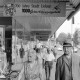 Archiv der Region Hannover, ARH NL Mellin 01-112/0011, Geburtstagsangebote in Ladengeschäften zum Jubiläum "700 Jahre Stadt Uelzen", Uelzen
