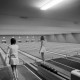 Archiv der Region Hannover, ARH NL Mellin 01-122/0002, Junge Frauen auf einer Kegelbahn