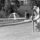 Archiv der Region Hannover, ARH NL Mellin 01-189/0002, Statue und Springbrunnen im Bürgergarten, Hameln